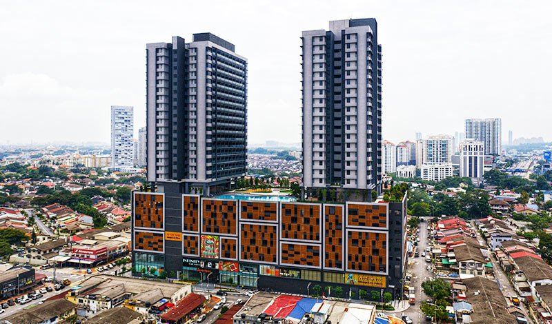 Seventeen Mall & Residences